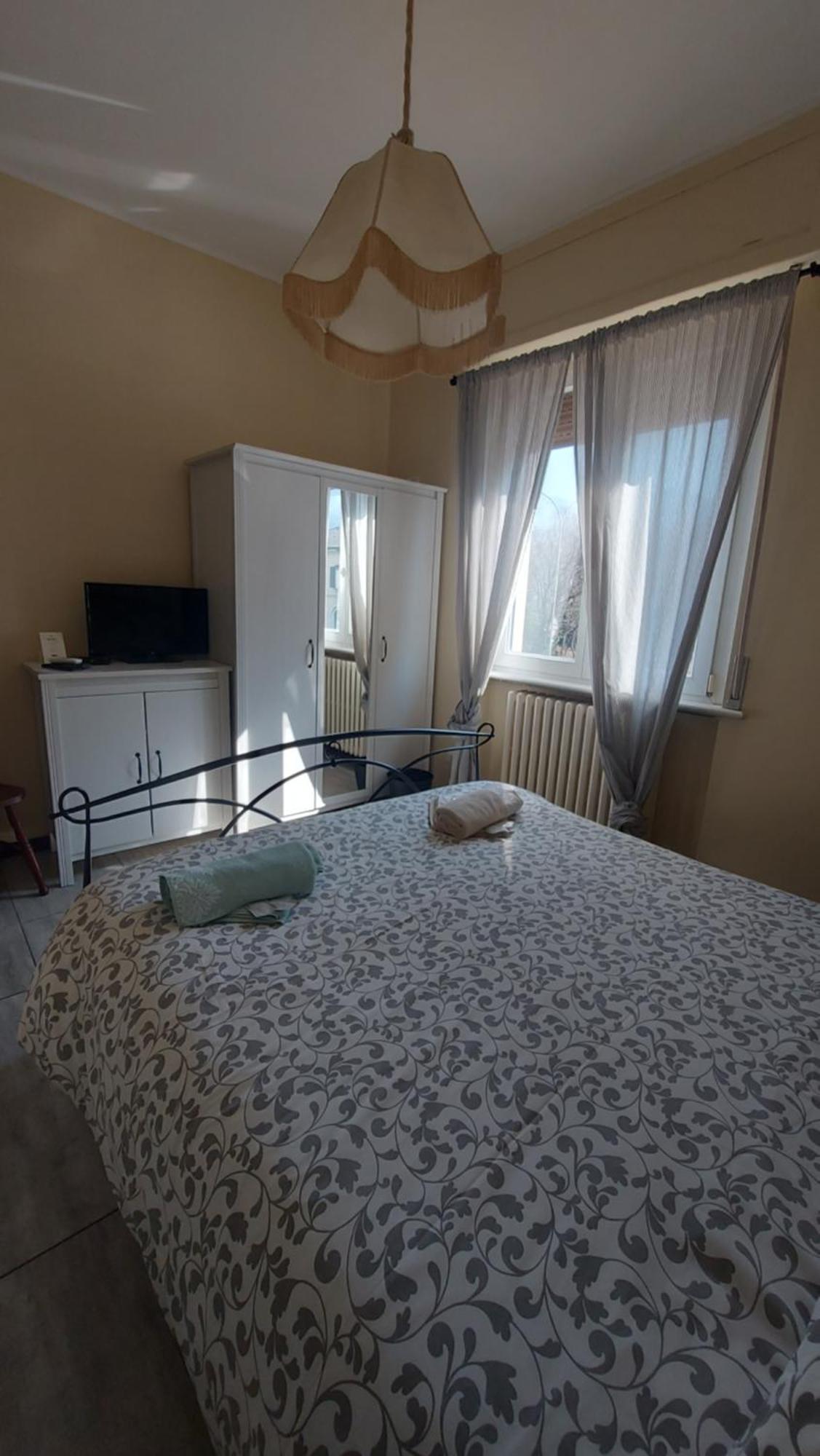 Locanda La Tana Del Luppolo Valmadrera Kültér fotó