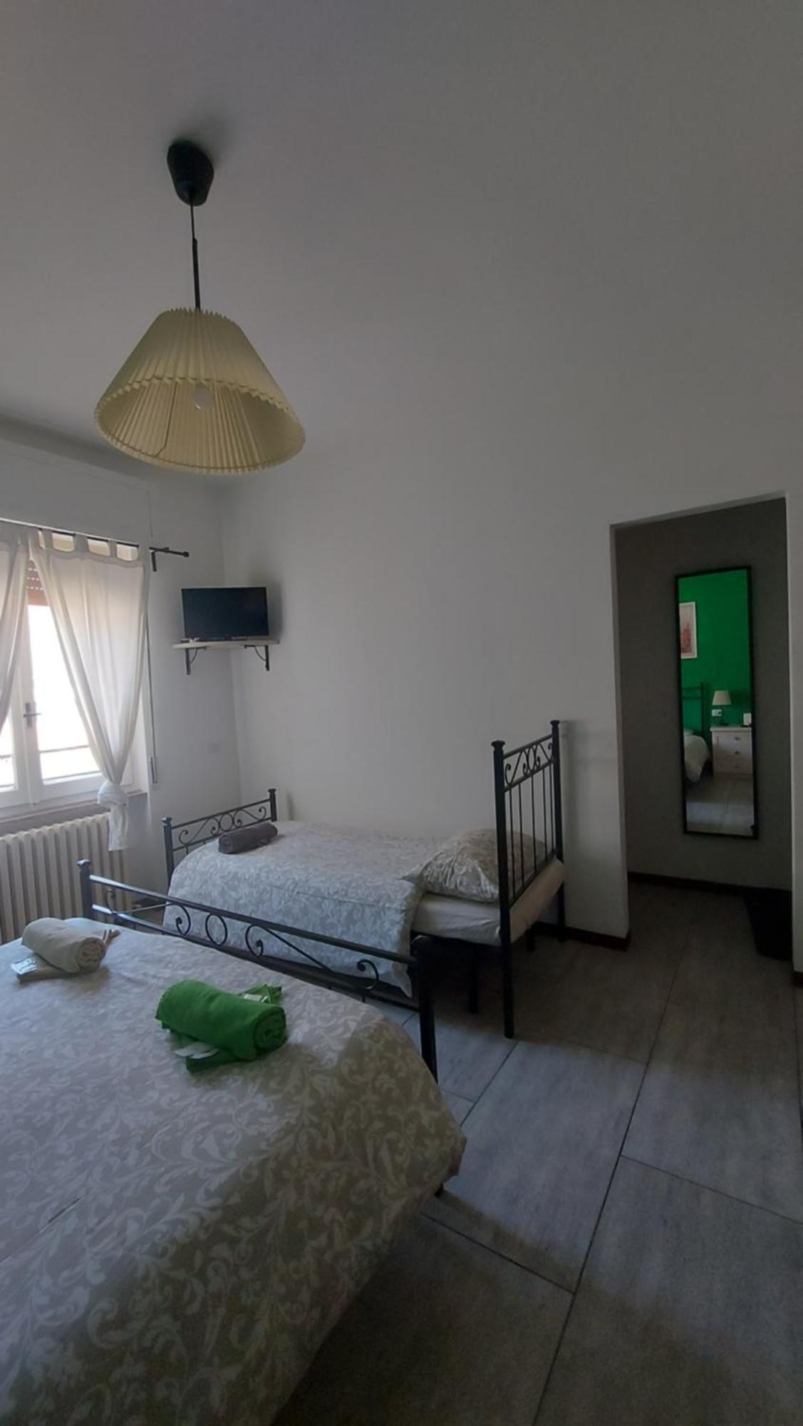 Locanda La Tana Del Luppolo Valmadrera Kültér fotó